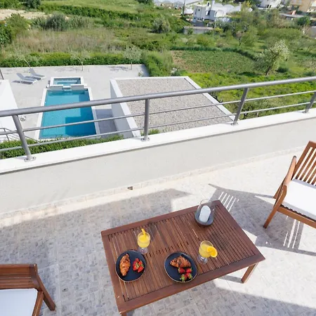 Vila Fantastic House Podstrana